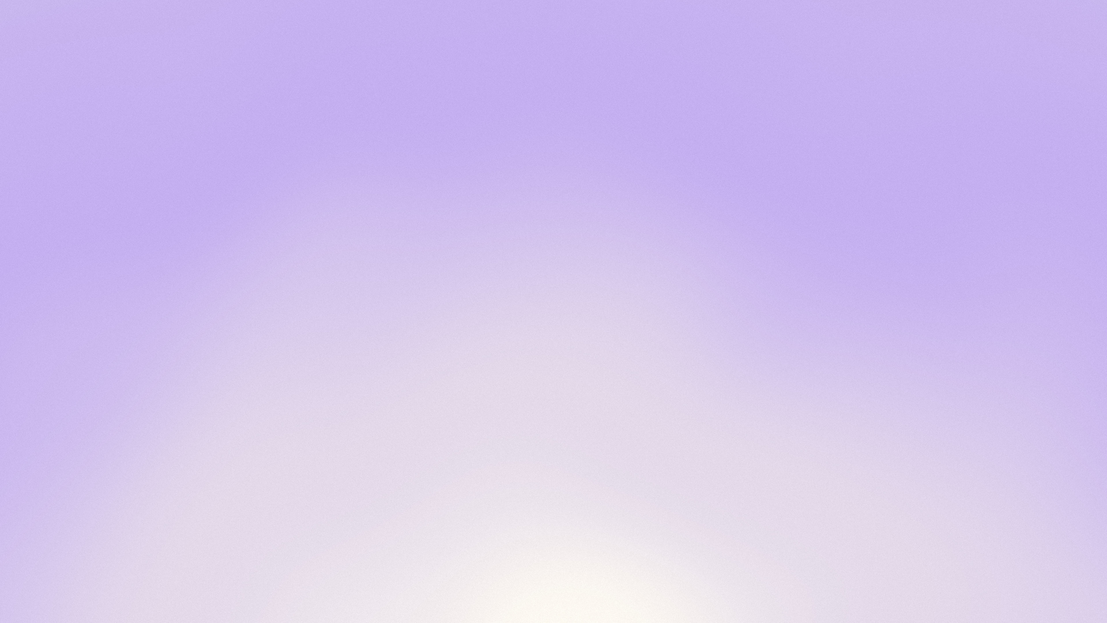Lavender and Cream Sunrise Aura Gradient desktop wallpaper in 4K