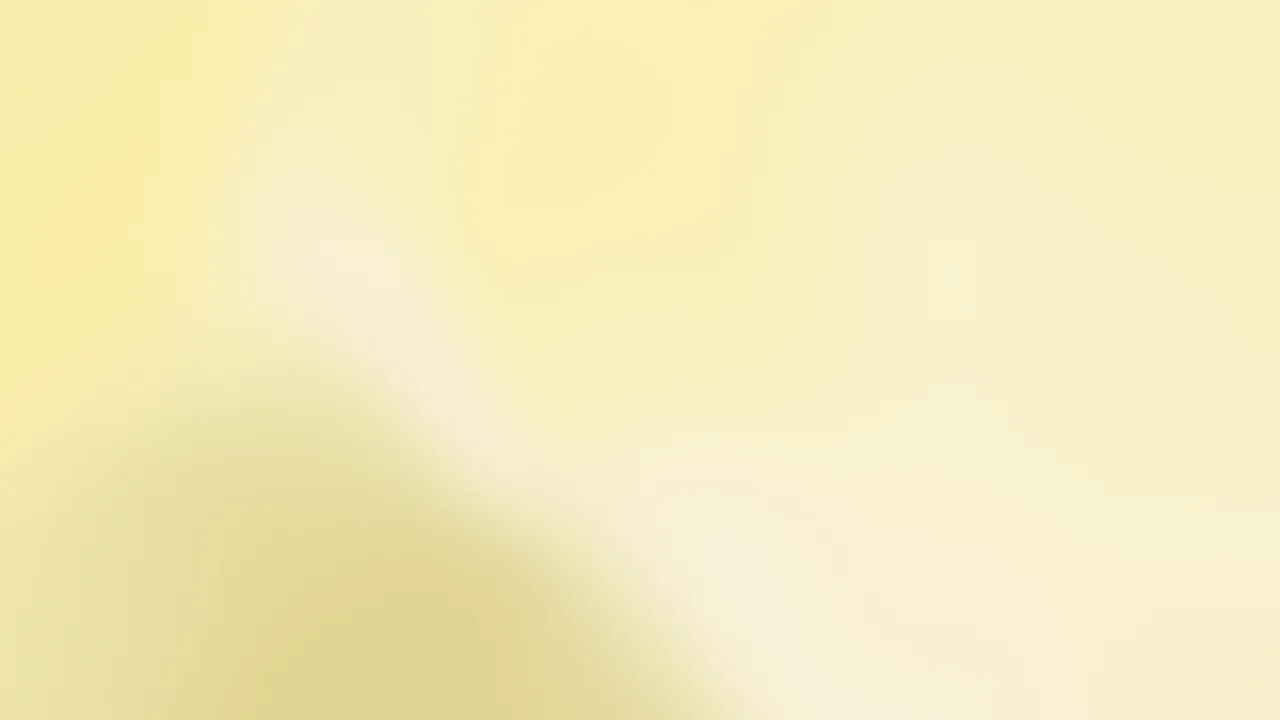 Pastel Yellow and Cream Mesh Gradient desktop wallpaper in 4K